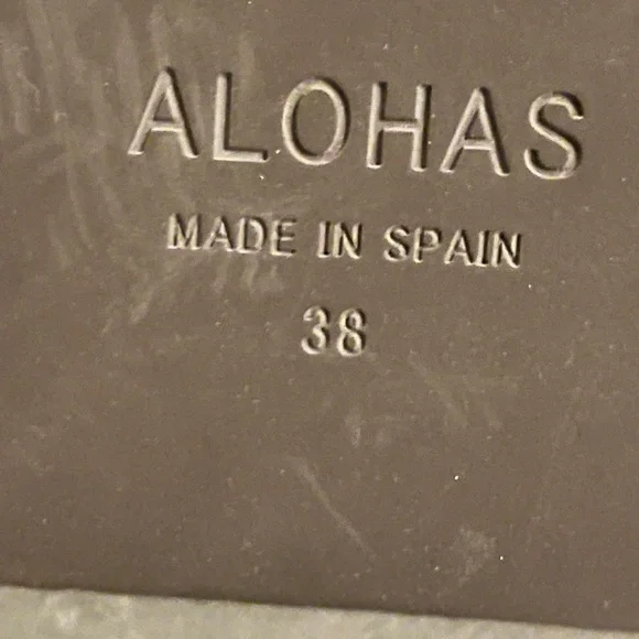 Alohas Off White Pointed Studded Heeled Clogs - Picture 2 of 5